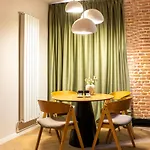 Hans Benkner - Premium In Old Town 3* Brasov