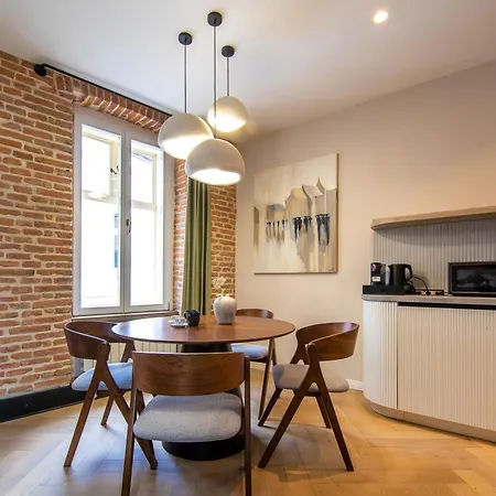 Hans Benkner - Premium In Old Town