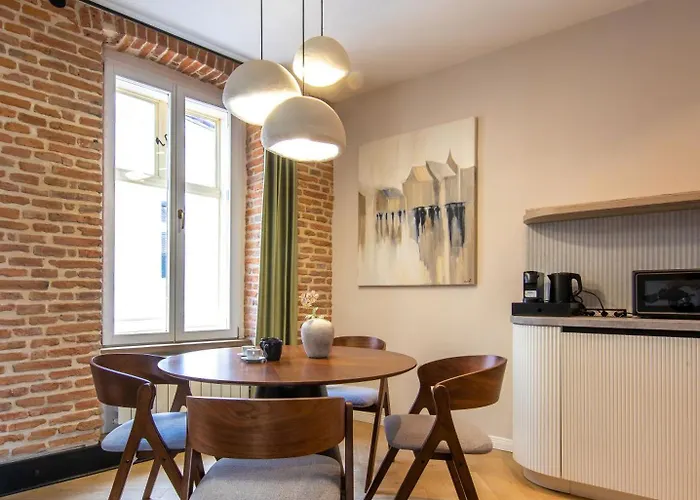 Hans Benkner - Premium In Old Town