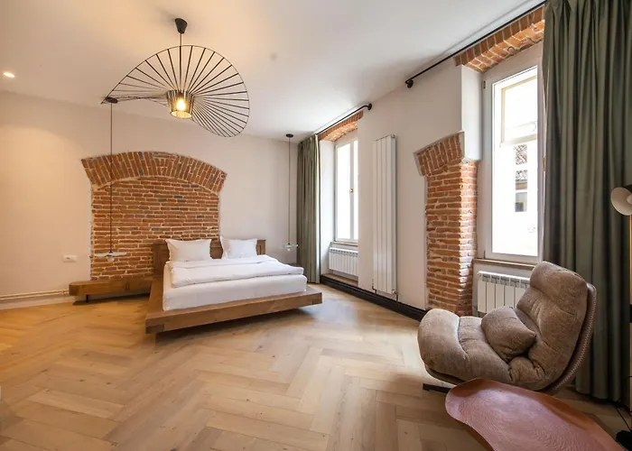 Hans Benkner - Premium In Old Town Aparthotel